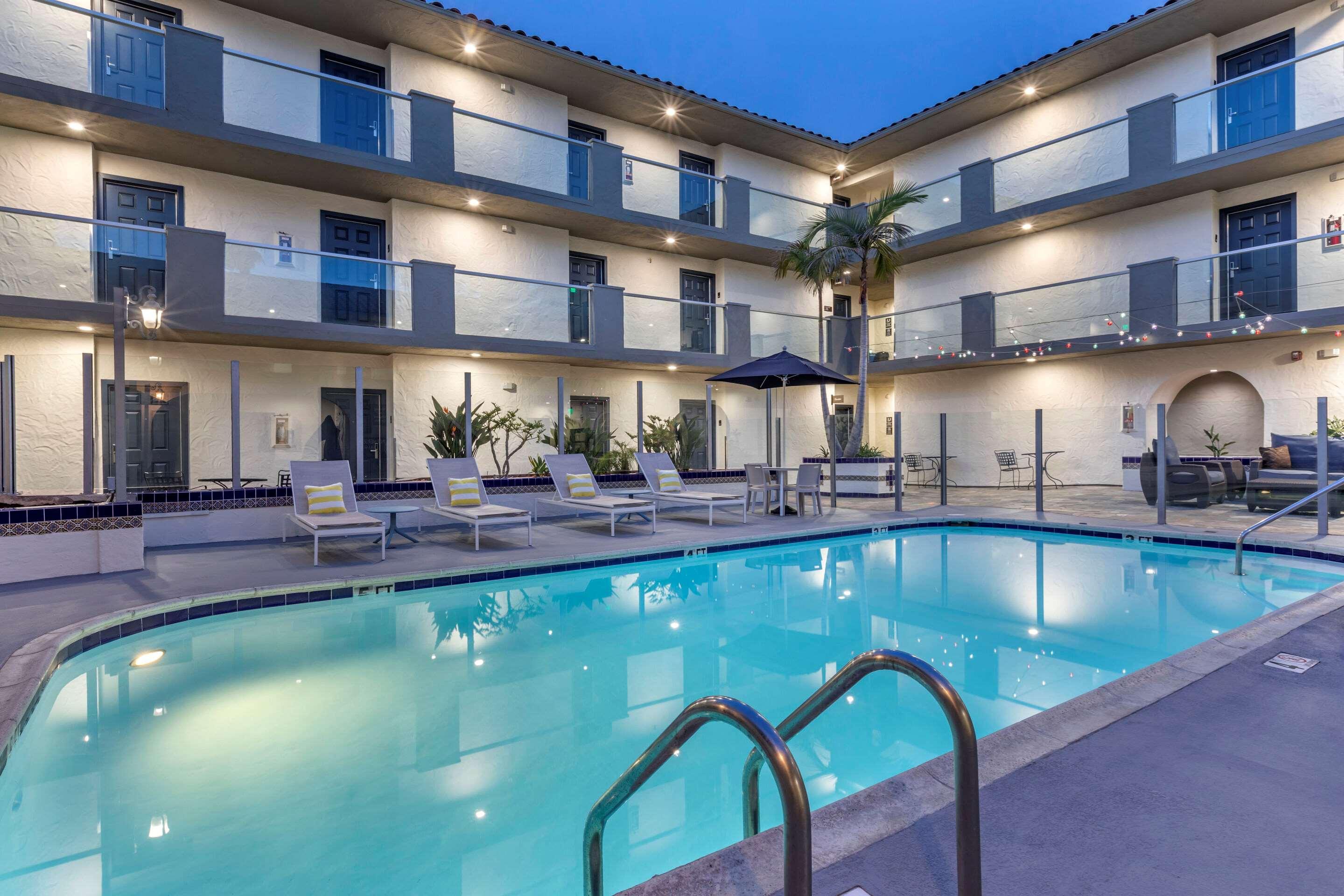 Comfort Inn San Diego Old Town Exterior photo